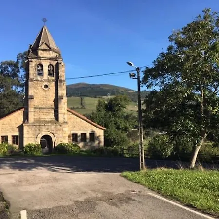 Holiday home La Flor De Toranzo 
